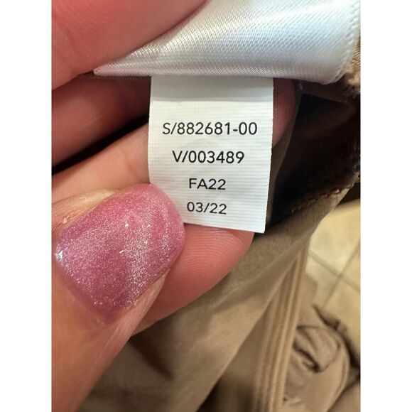 Athleta Cardiff Pant Size 10 TALL Rustic Beige High Rise Outdoor Work Travel EUC - Picture 16 of 16